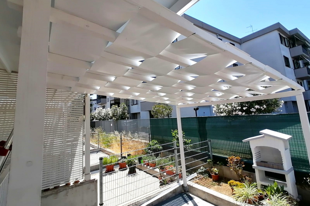 copertura strisce pvc pergola