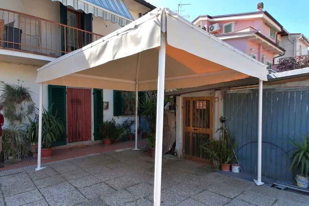 gazebo in alluminio copertura pvc