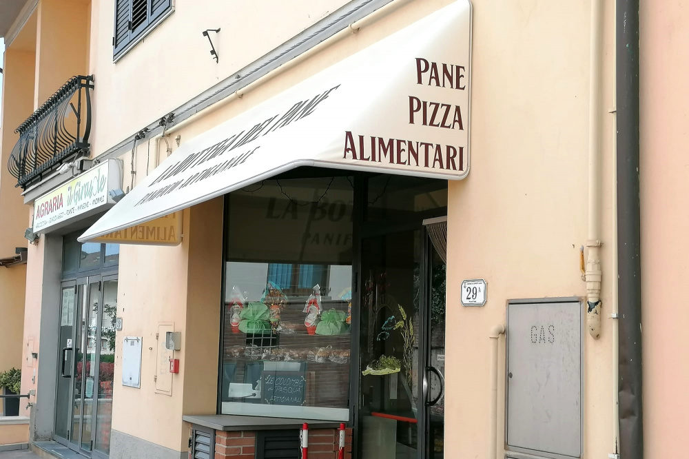 tenda da sole a visiera per panificio